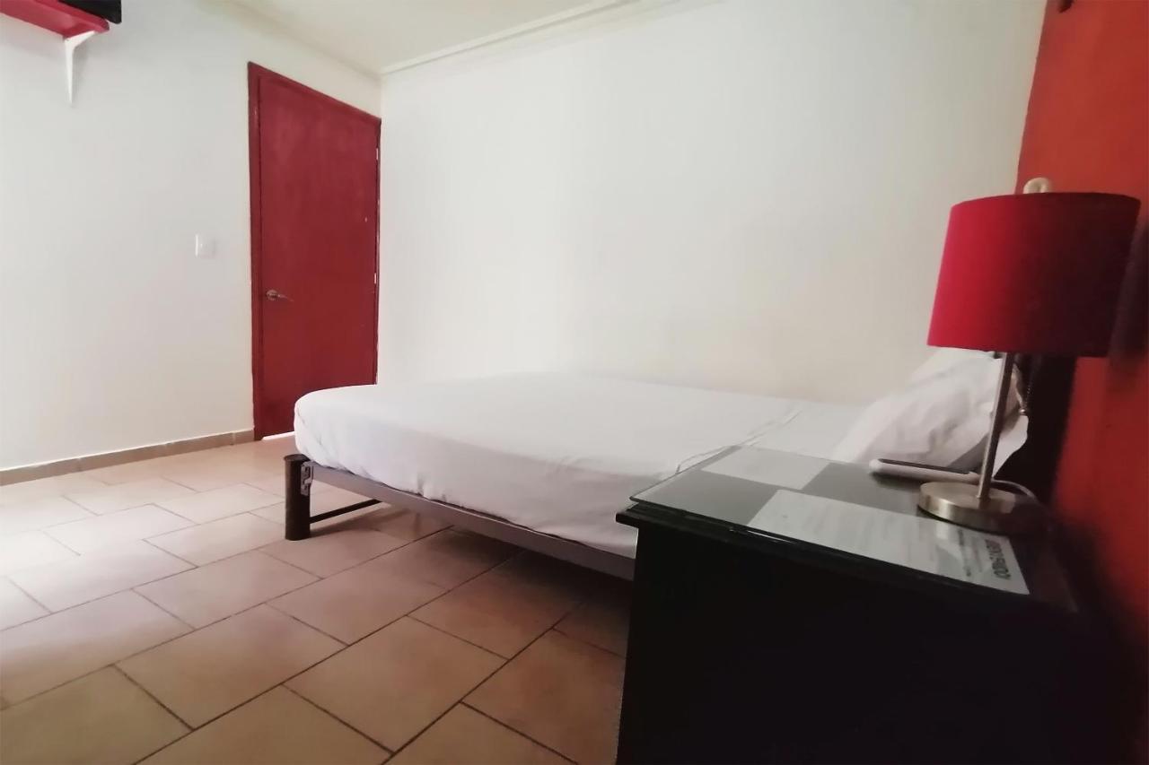 Oyo Hotel Angeles Zacatecas Ngoại thất bức ảnh